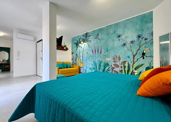 Yourhome - Blu Jade House